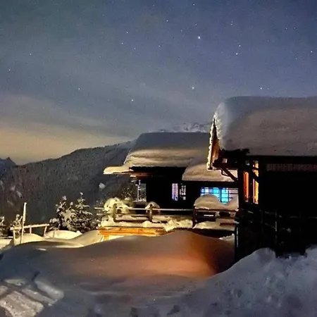 Magic Ski-in-and-out Above Verbier 샬레