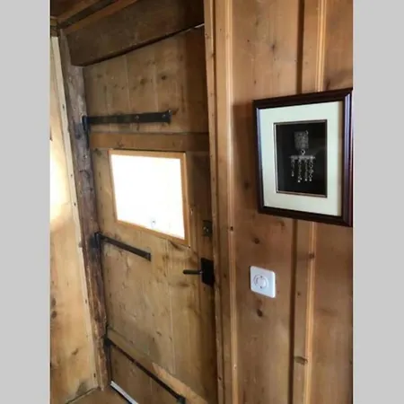 Magic Ski-in-and-out Above Verbier 木屋 *